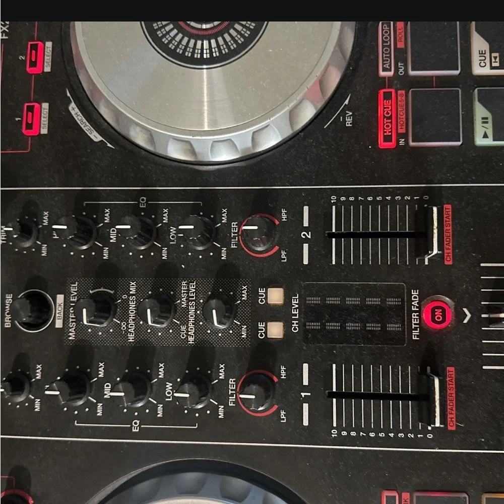 Pioneer DJ DDJ-SB2 Controller